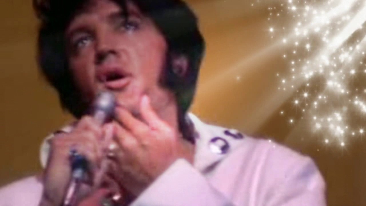 Elvis Presley – There Goes My Everything